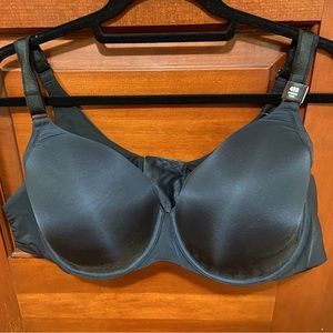 Torrid black 360 smoothing t-shirt bra